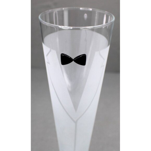 Bride And Groom Frosted Pilsner Beer Glasses With Crystals And Black Bow Tie - Picture 5 of 9